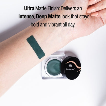 Europe Girl India Green gel eyeliner pencil with vibrant green color and smooth application, perfect for defining eyes.