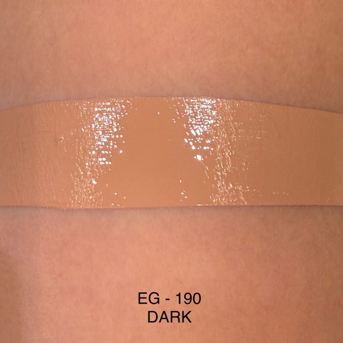 Europe Girl Matte Cover Foundation SPF 15 in 190 Dark Pink undertone, showcasing the compact with smooth, matte finish foundation.