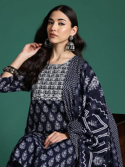 Indyancart IE Ethnic Motifs Printed Thread Work Kurta with Trousers & With Dupatta