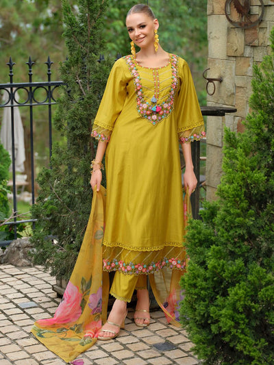Indyancart IE Women Floral Embroidered Beads and Stones Liva Kurta with Trousers & With Dupatta