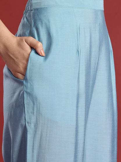 Indyancart IE Floral Embroidered Thread Work Kurta with Trousers & Dupatta