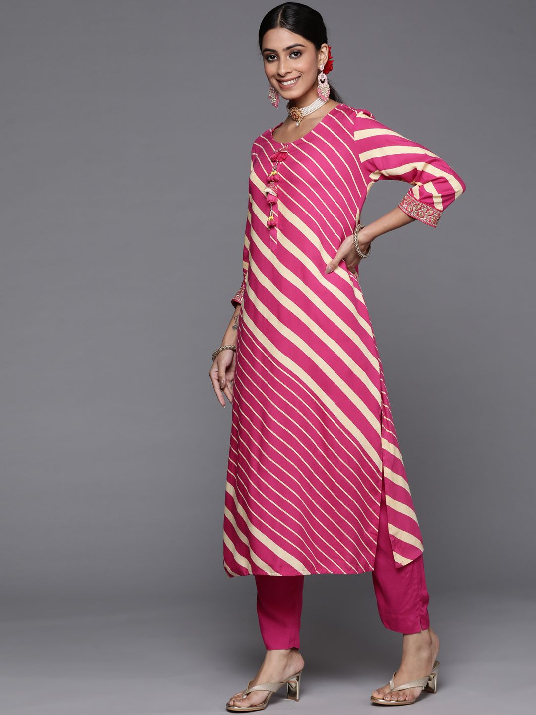 Indyancart VA Women's Leheriya Printed Kurta with Trousers & With Dupatta
