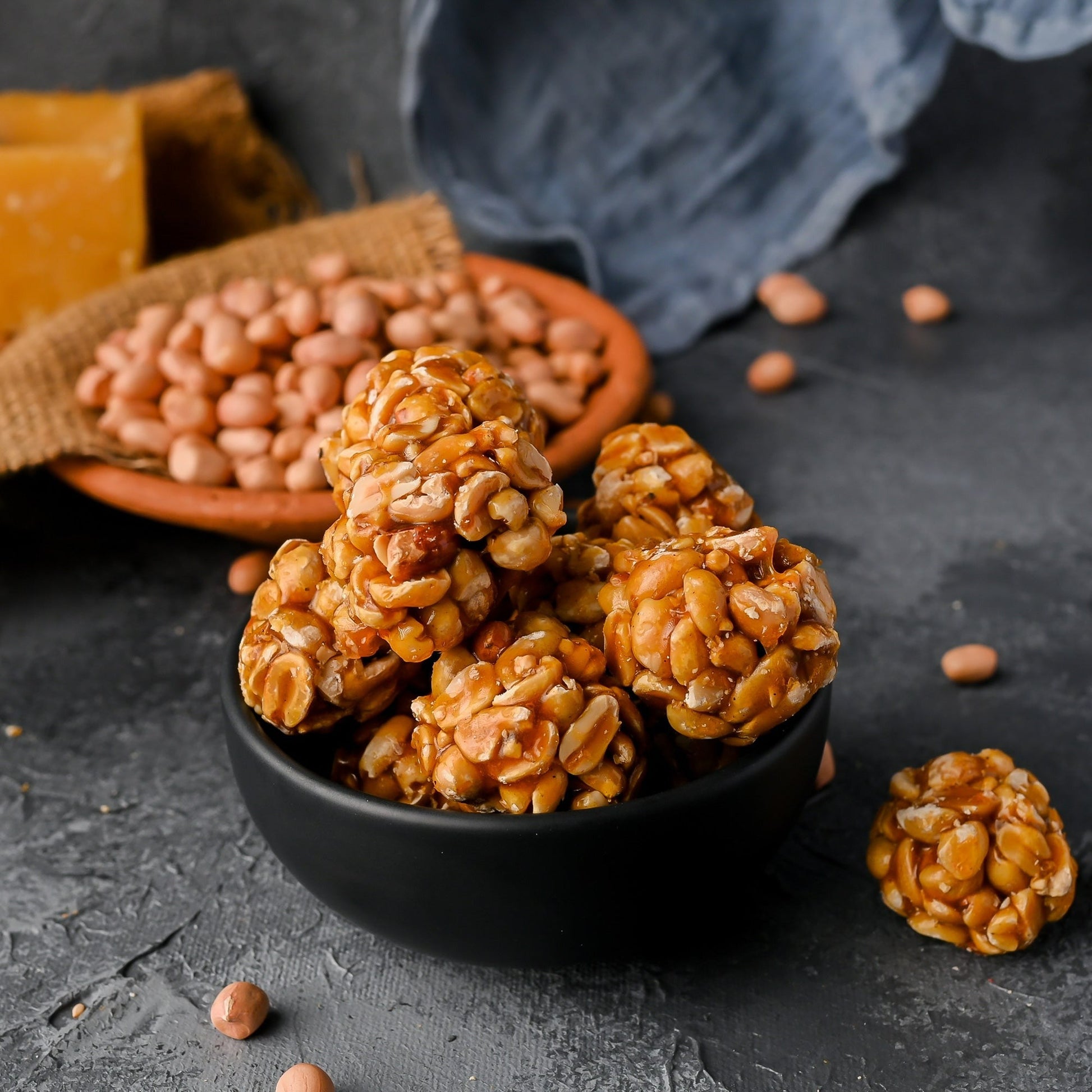Vellanki Foods - Groundnut Laddu / Chikki Vundalu - Indyancart