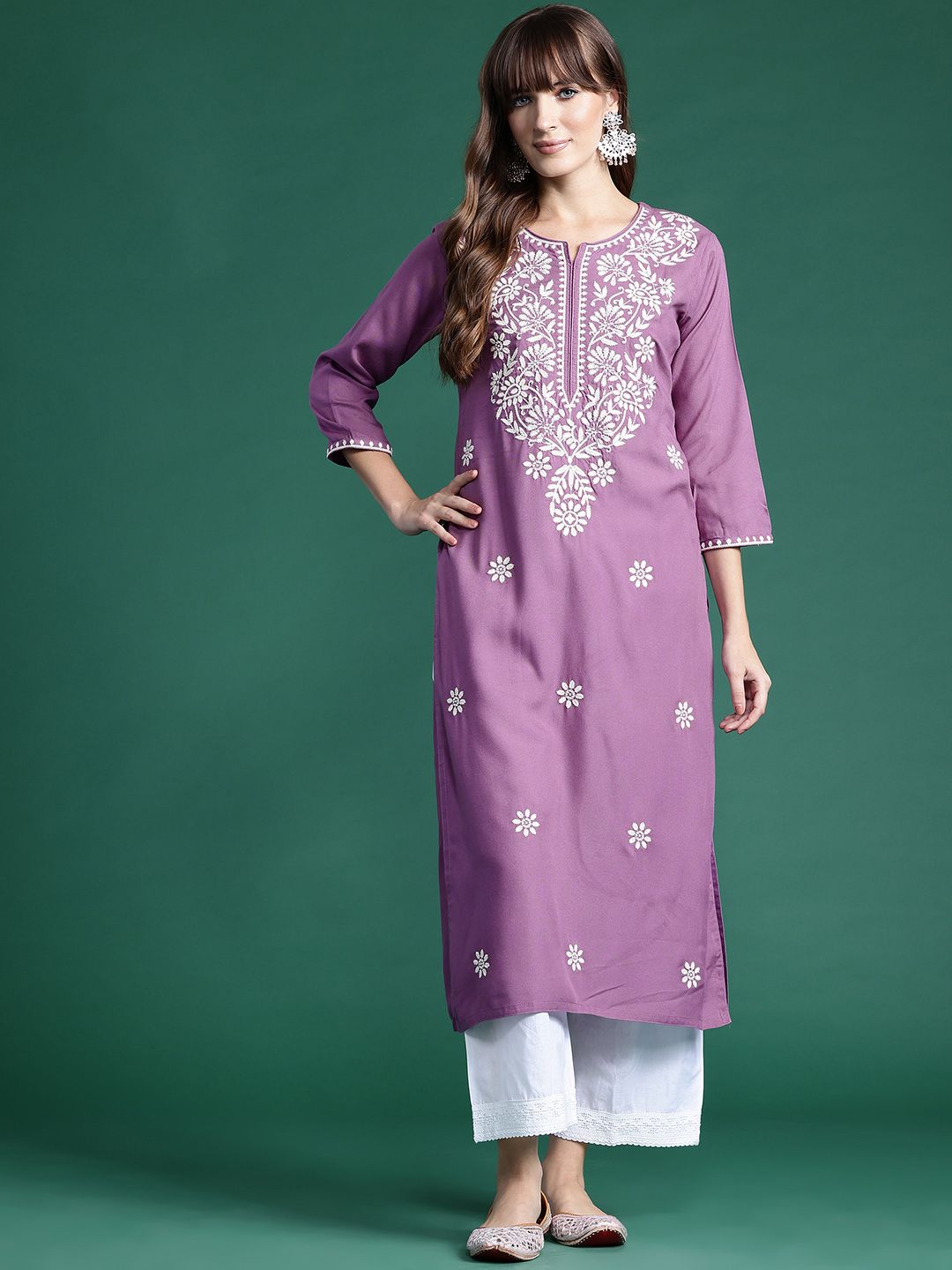 Dhiyona IE Women Floral Embroidered Thread Work Kurta