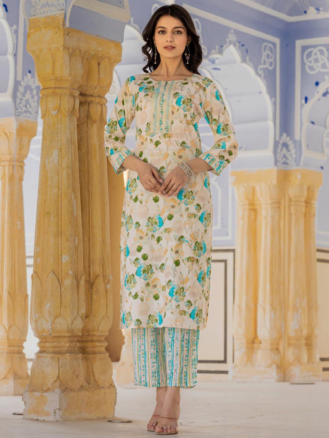 Indyancart VA Women'sFloral Printed Regular Beads and Stones Kurta with Trouser & Dupatta