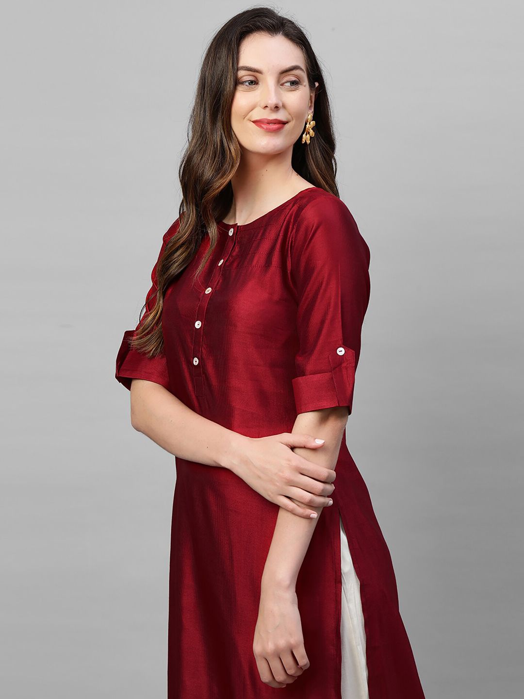 Dhiyona IE Women Red Solid Liva Straight Kurta