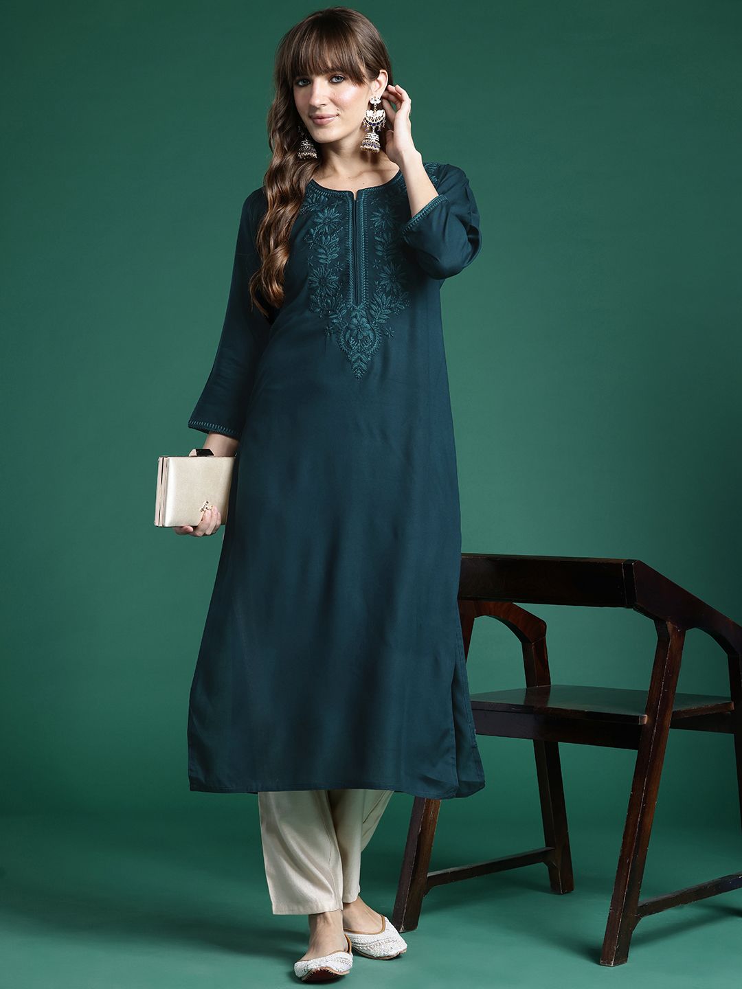 Indyancart IE Ethnic Motifs Embroidered Thread Work Kurta