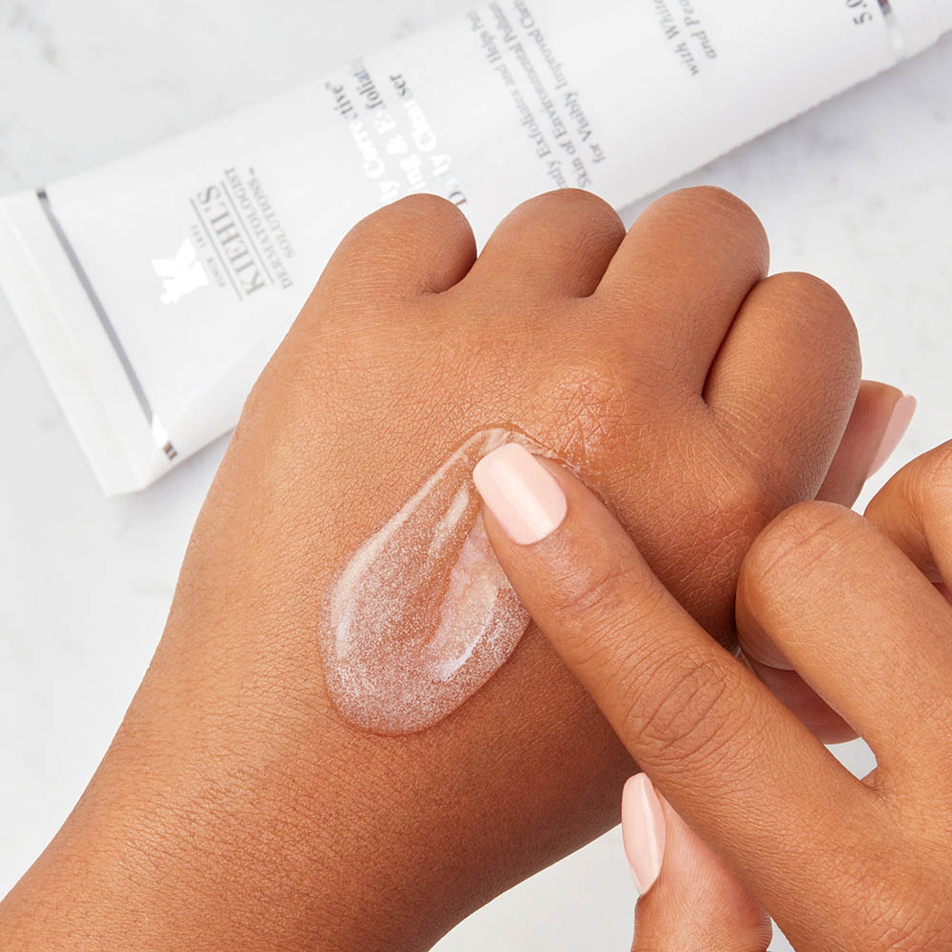 Kiehl's Clearly Corrective Brightening and Exfoliating Daily Cleanser