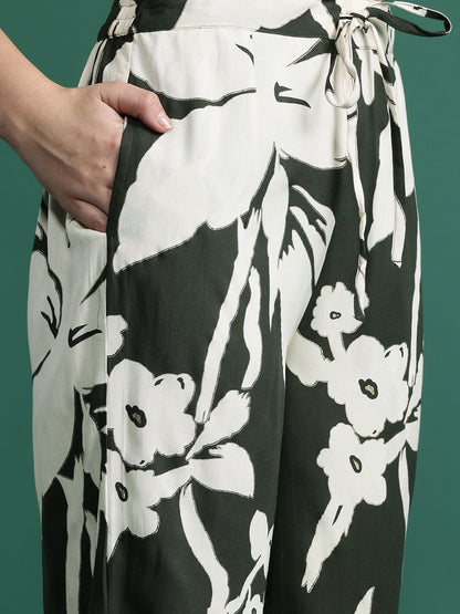 Indyancart IE Floral Printed Sequinned Kurta with Trousers