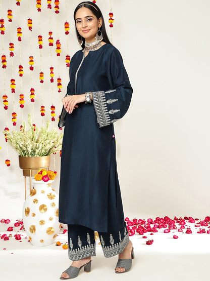 Indyancart VA Women'sEthnic Motifs Zari Embroidered Regular Kurta With Trousers & With Dupatta