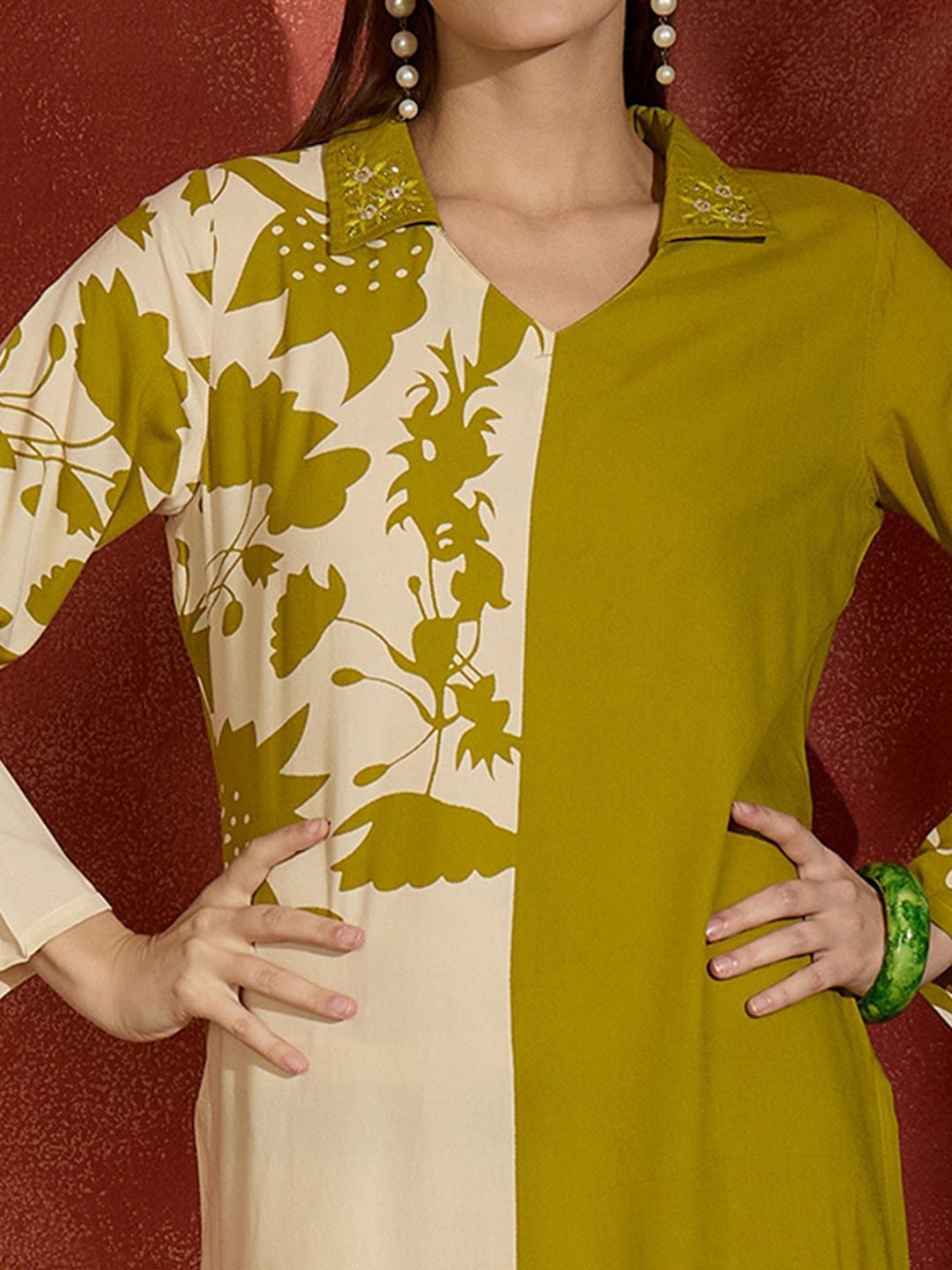 Women Floral Printed Regular Thread Work Kurta with Palazzos