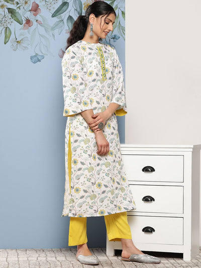 Indyancart VA Women'sFloral Printed Thread Work Kurta with Trousers & Dupatta
