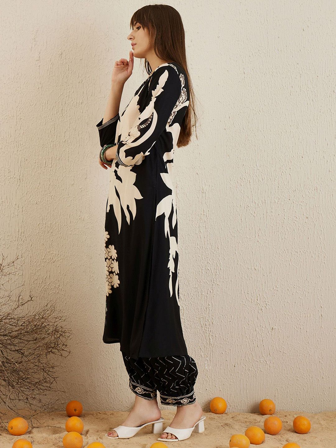 Indyancart IE Floral Printed Three-Quarter Sleeves A-Line Tunic With Trouser