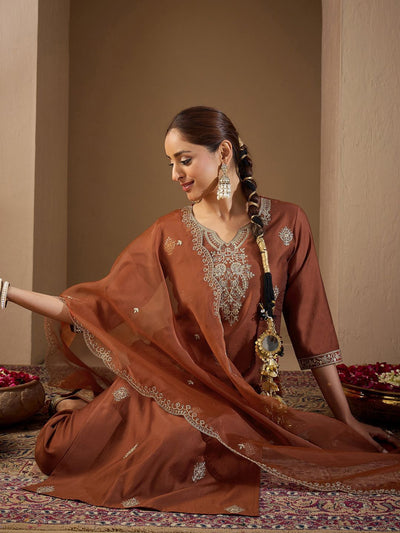 Indyancart IE Women Ethnic Motifs Embroidered Regular Liva Kurta with Trousers & With Dupatta