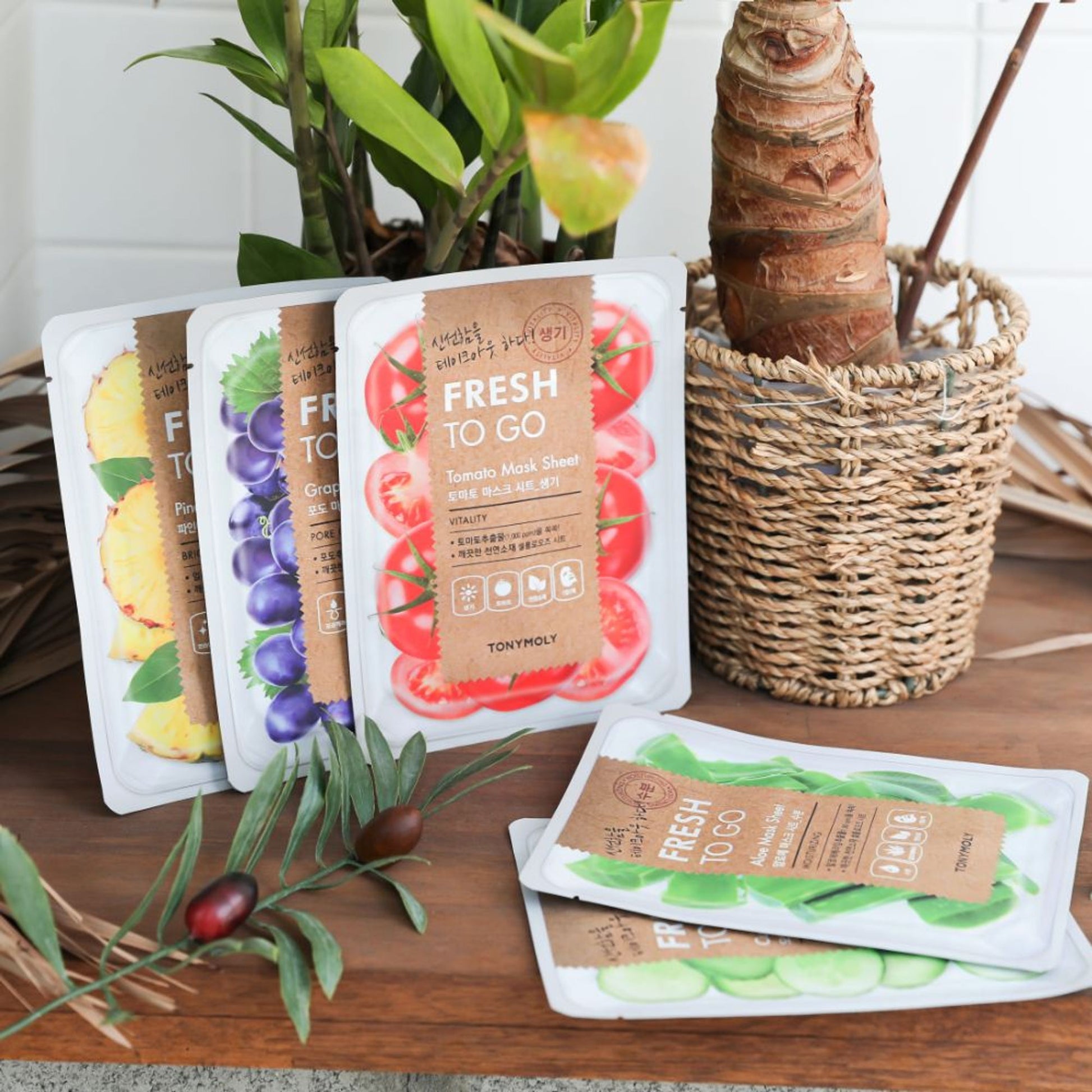 TONYMOLY Korean Fresh To Go Face Sheet Mask - Pineapple