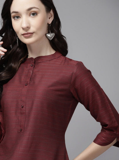 Indyancart IE Women Maroon Striped Straight Kurta