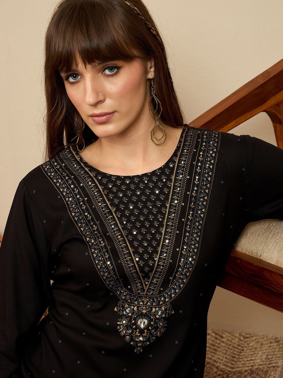 Indyancart IE Ethnic Motifs Printed Sequinned Kurta