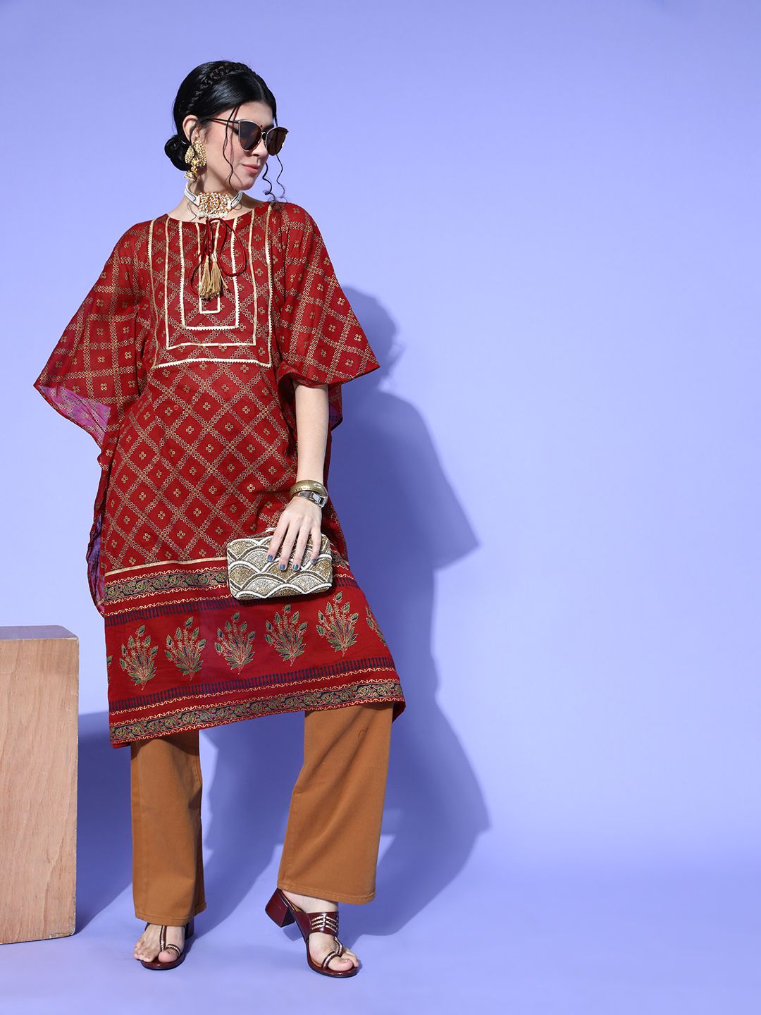 Indyancart IE Women Maroon & Navy Blue Cotton Geometric Printed Extended Sleeves Kaftan Kurta