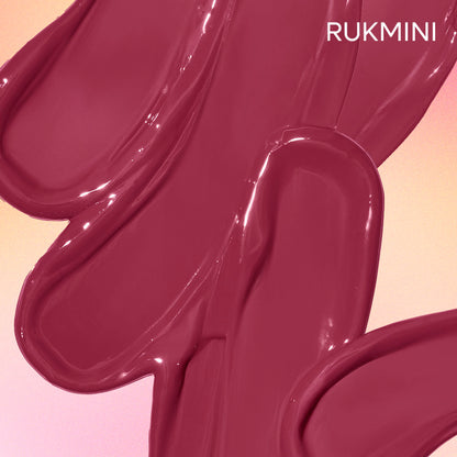 Nykaa Matte To Last transferproof liquid lipstick in Rukmini 22 showing deep mauve shade in a sleek tube.