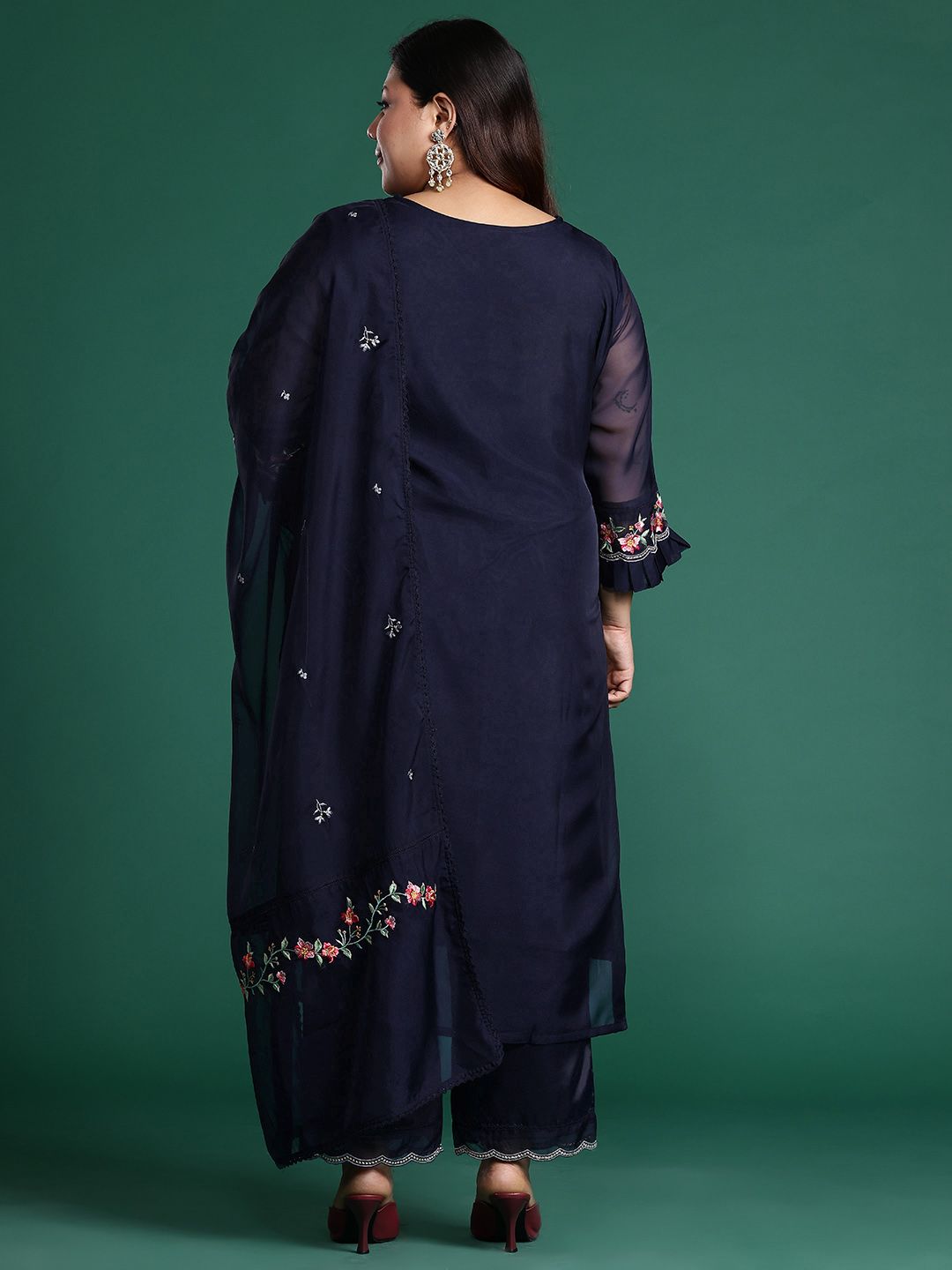 Indyancart Women's Plus Size Floral Embroidered Panelled Thread Work Kurta With Trousers & Dupatta