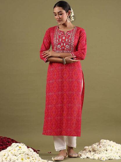 Indyancart IE Women Floral Printed Notched Neck Thread Work Straight Cotton Kurta