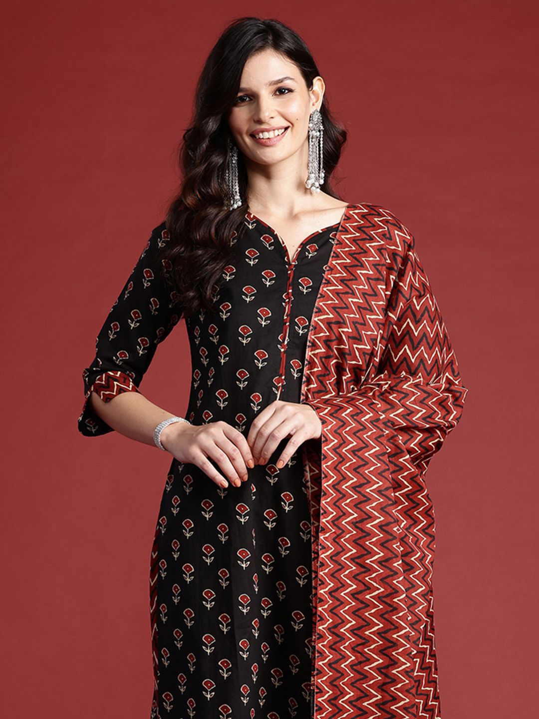 Indyancart IE Ethnic Motifs Printed Pure Cotton Kurta With Trousers & Dupatta