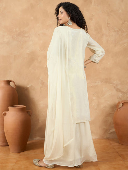Indyancart VA Women Ethnic Motifs Embroidered Regular Thread Work Kurta with Palazzos & With Dupatta