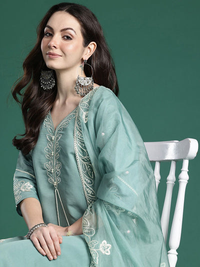 Indyancart IE Floral Embroidered Thread Work Kurta with Trousers & With Dupatta