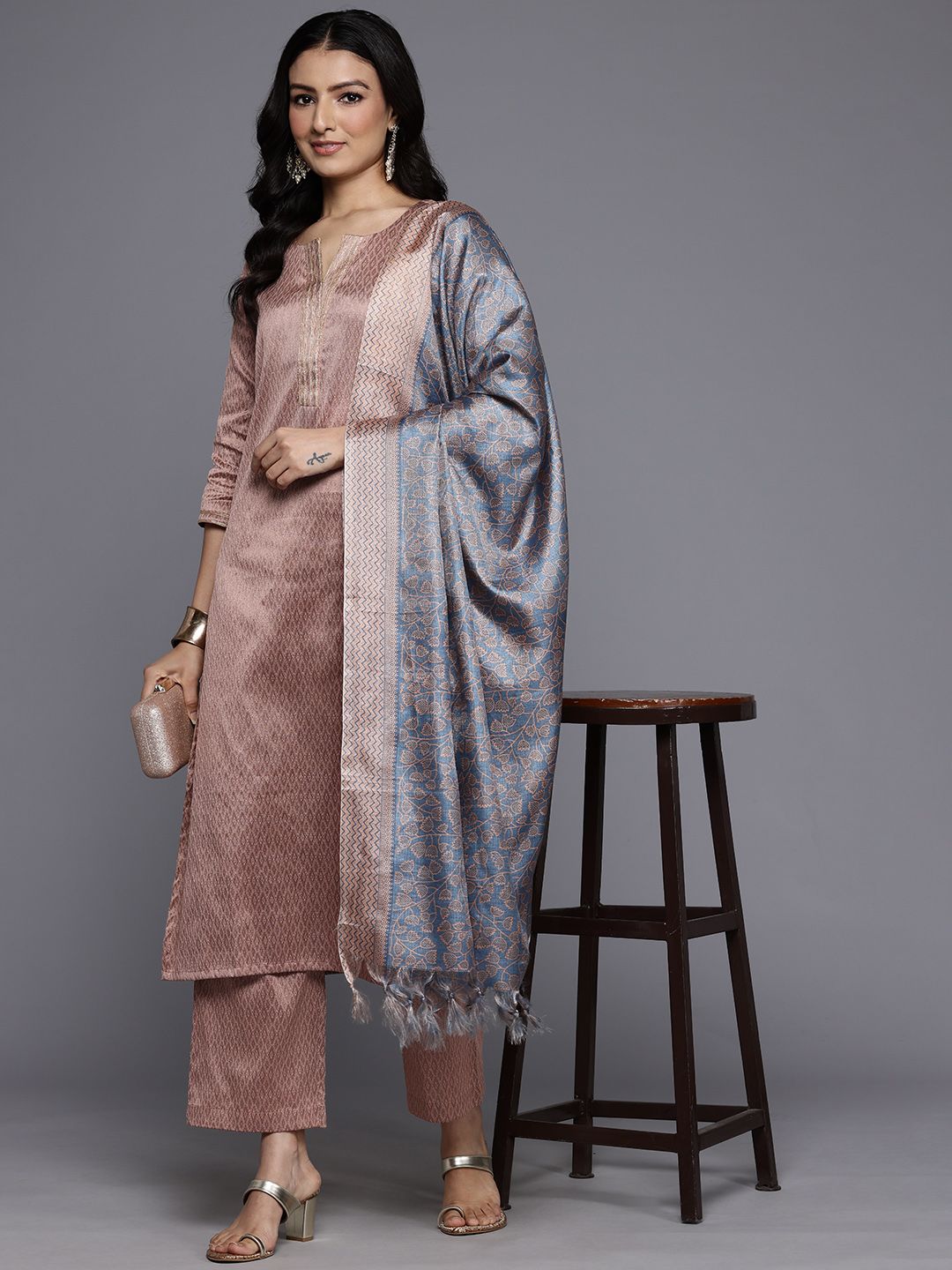 Dhiyona VA Women's Jacquard Gota Embellished Kurta Set