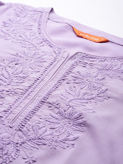 Indyancart IE Floral Embroidered Thread Work Kurta