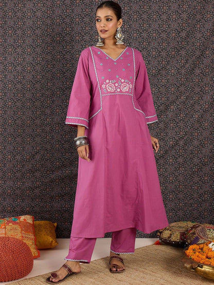 Women Floral Embroidered Regular Thread Work Pure Cotton Kurta with Trousers & With Dupatta