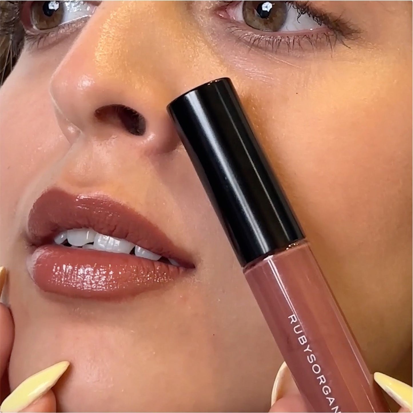 Ruby's Organics Lip and Cheek Oil - Toffee
