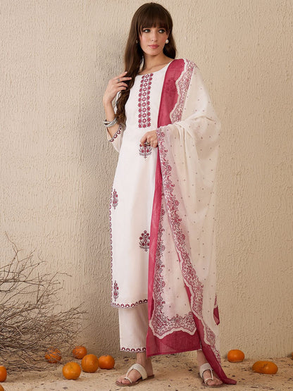 Dhiyona IE Women Floral Embroidered Regular Thread Work Pure Cotton Kurta with Trousers & With Dupatta