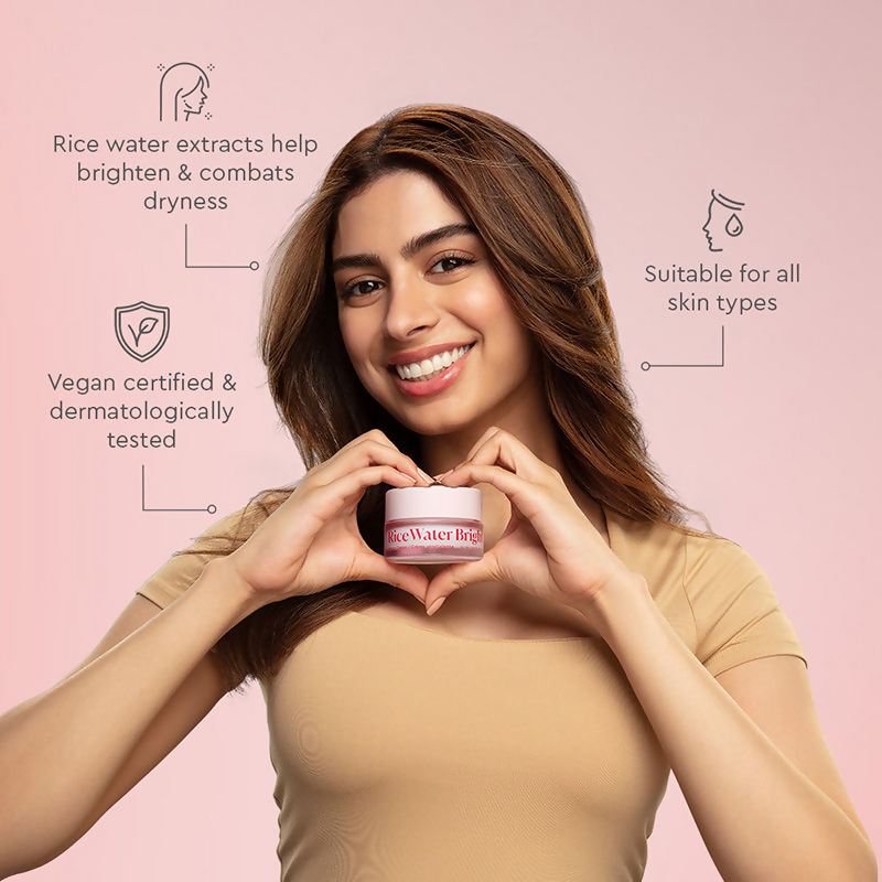 The Face Shop Rice Water Cream with Niacinamide and hyaluronic acid, showing a jar of brightening face cream on a white background.