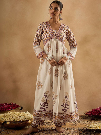 Women Floral Printed Empire Pure Cotton Kurta with Trousers & With Dupatta