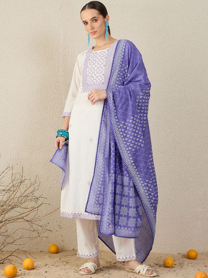 Women Ethnic Motifs Embroidered Regular Thread Work Pure Cotton Kurta with Trousers & With Dupatta