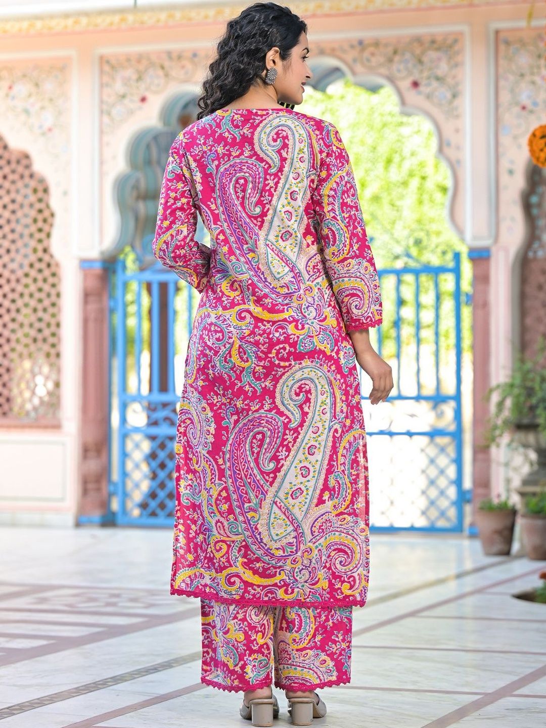 Women Paisley Printed Regular Pure Cotton Kurta with Palazzos