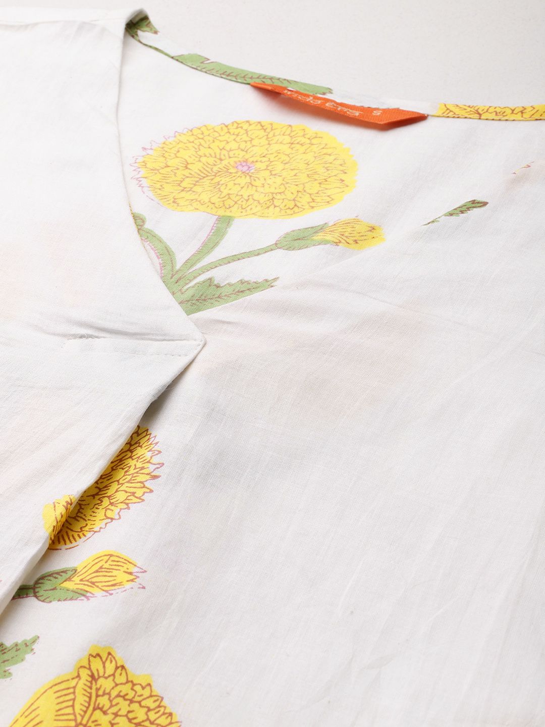 Indyancart IE Floral Printed Pleated Pure Cotton Kurta with Trousers