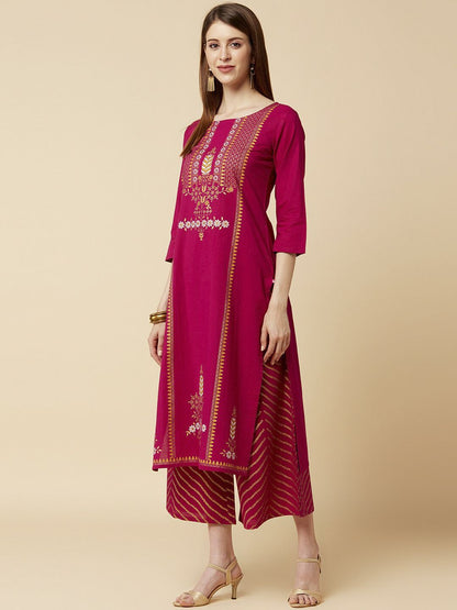 Indyancart VA Women's Magenta Ethnic Motifs Printed Panelled Kurta with Palazzos