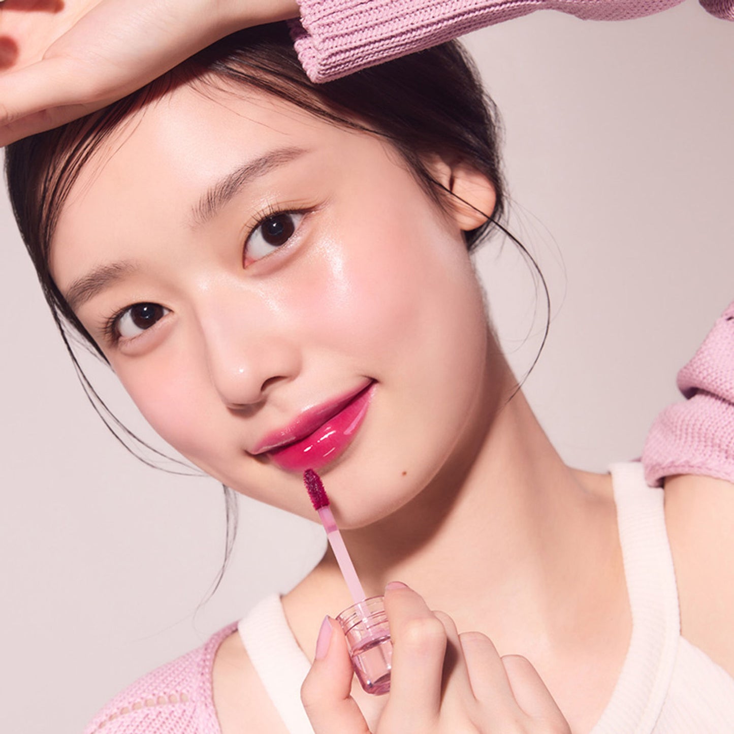 ETUDE Over Glowy Tint - 04 Baby Otter Brown