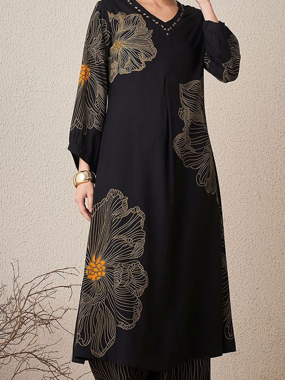 Indyancart IE Floral Printed V-Neck Tunic With Palazzo