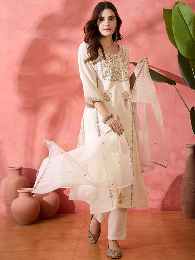 Indyancart SN Women's Floral Embroidered Round Neck Straight Kurta With Trousers & Dupatta