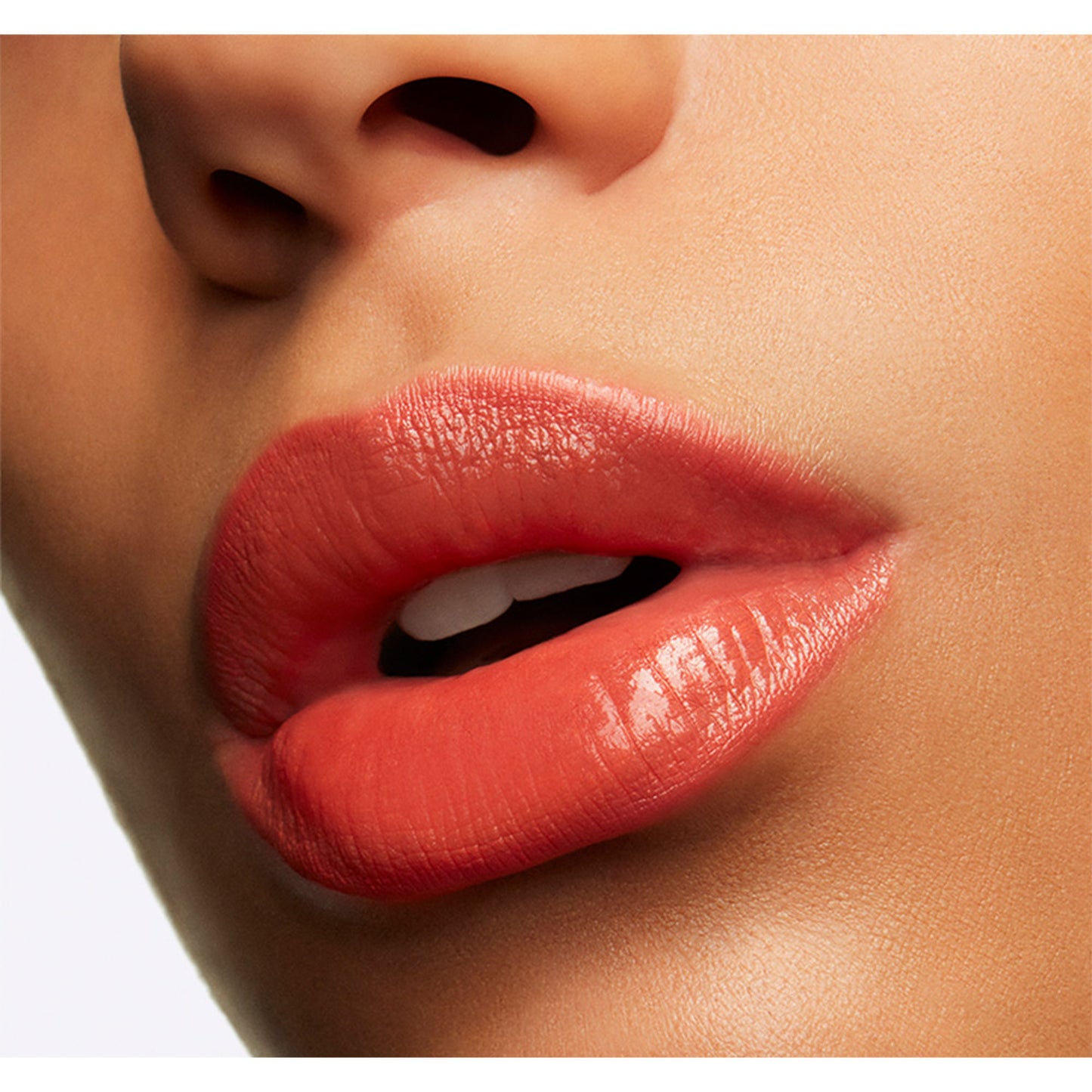 M.A.C Lustreglass Lipstick - Kissmet