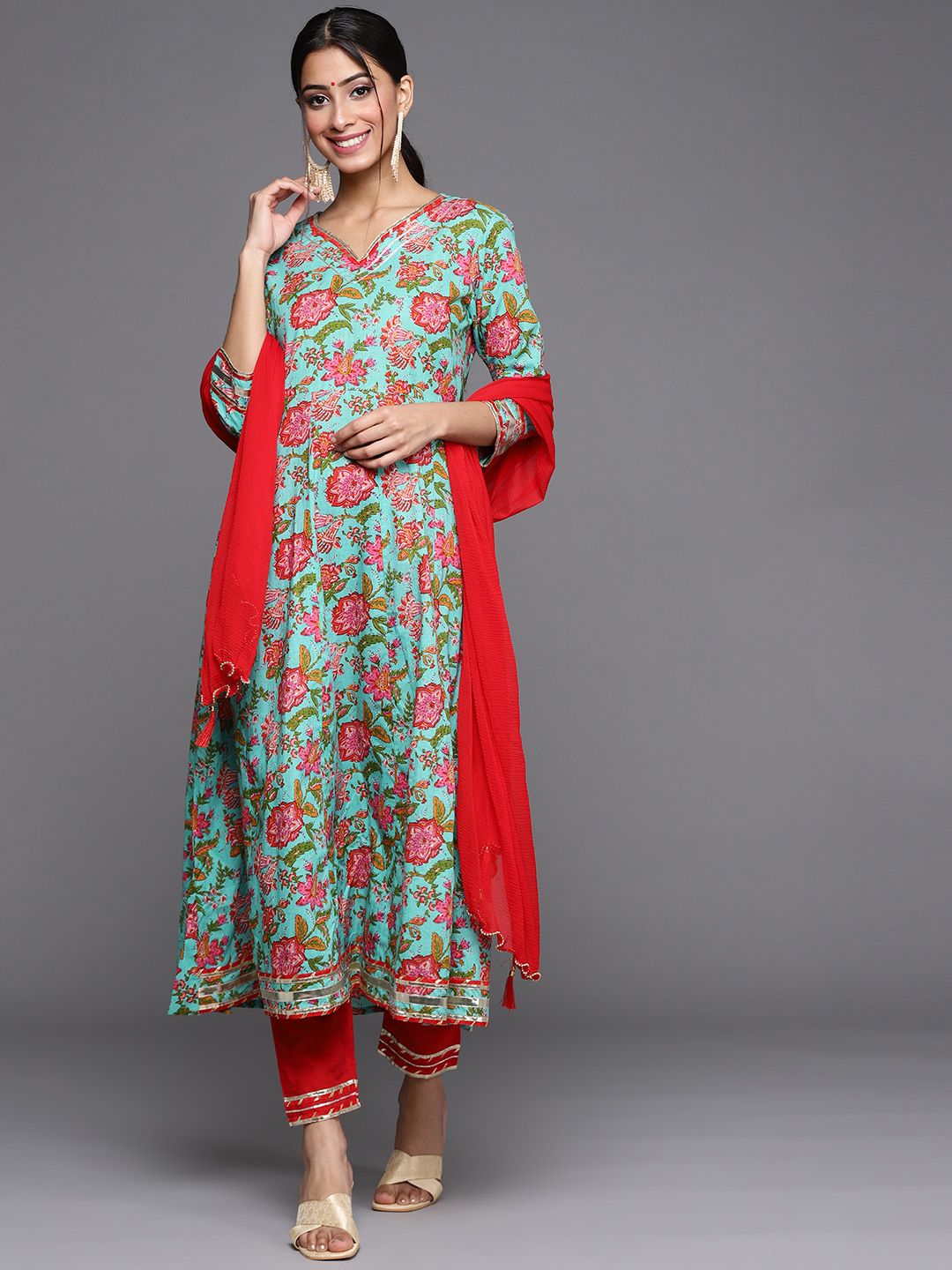 Indyancart VA Women's Blue & Pink Kalamkari Printed Anarkali Kurta with Trousers & Dupatta