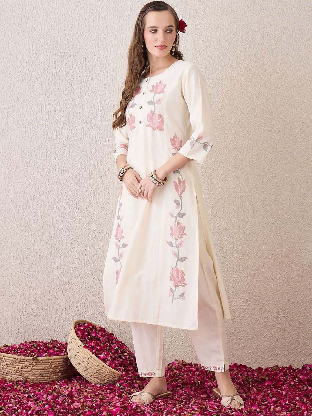 Indyancart IE Floral Printed Round Neck Pure Cotton Straight Kurta With Trouser