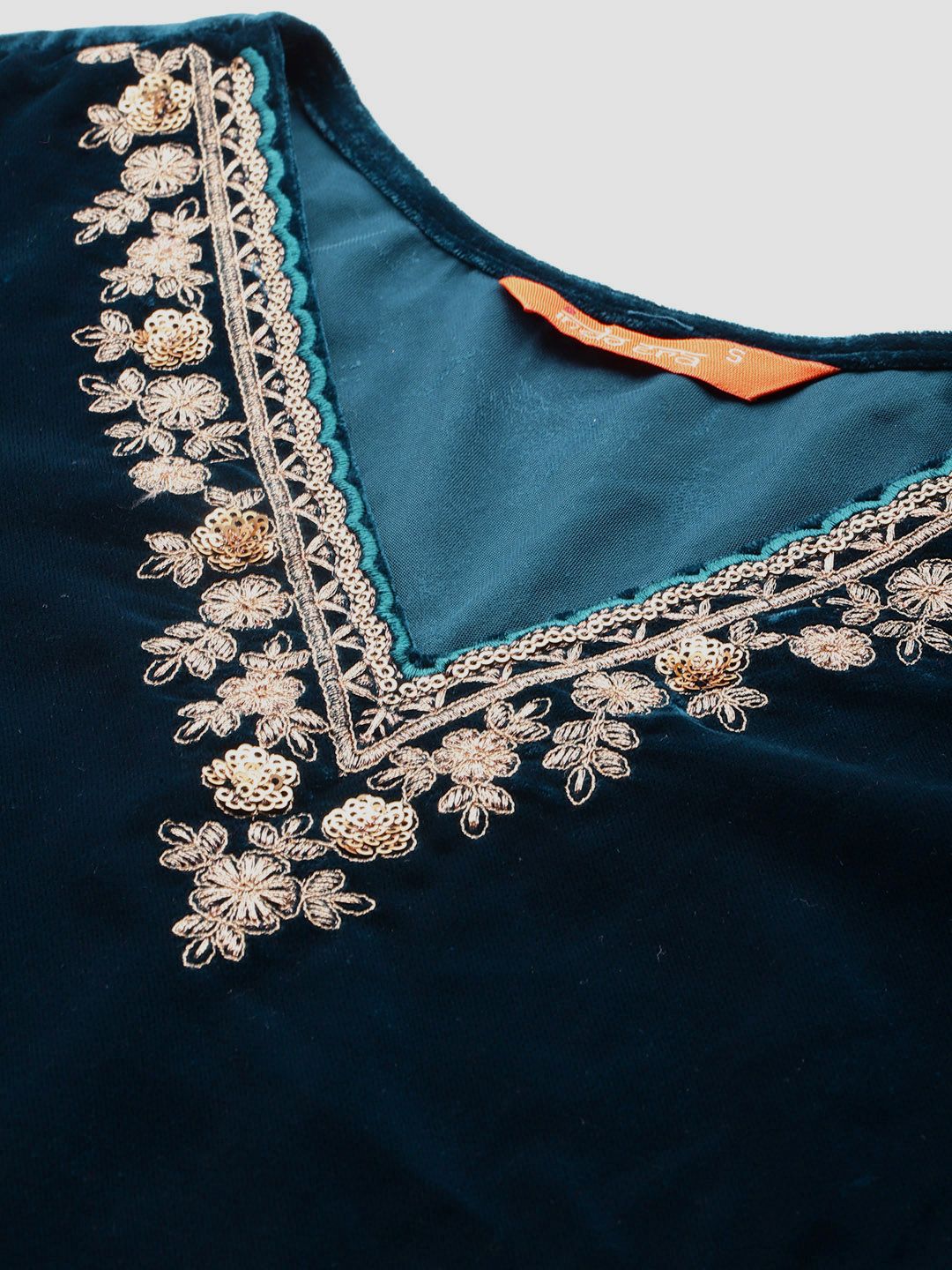 Indyancart IE Ethnic Motifs Embroidered Velvet Kurta with Trousers & With Dupatta