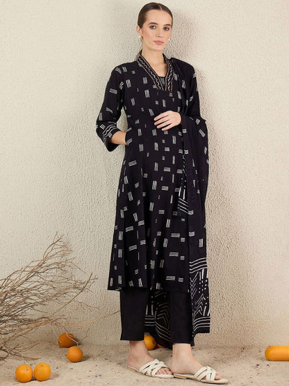 Women Striped Cotton Kurta with Trousers & Dupatta