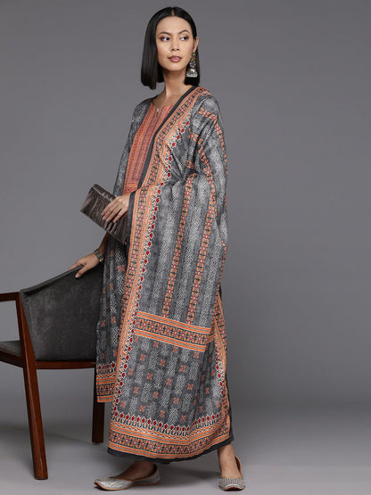 Indyancart VA Women'sEthnic Motif Printed Wool Blended Winter Straight Kurta Set with Printed Dupatta