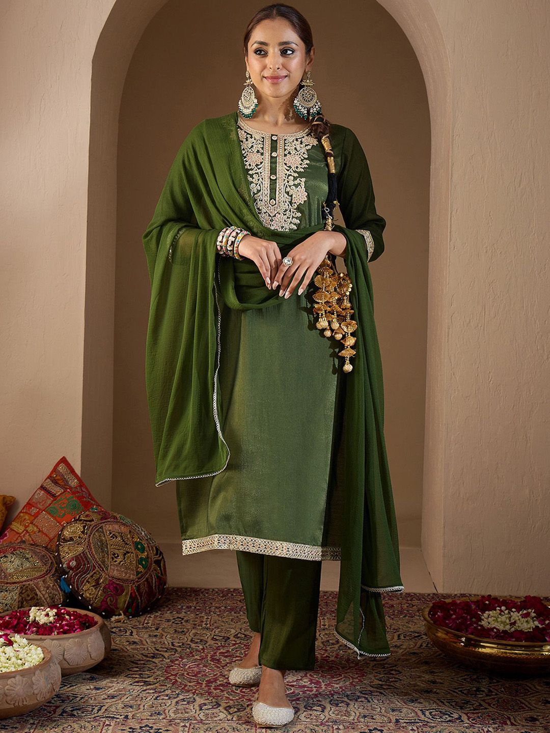 Indyancart IE Women Ethnic Motifs Embroidered Regular Kurta with Trousers & With Dupatta