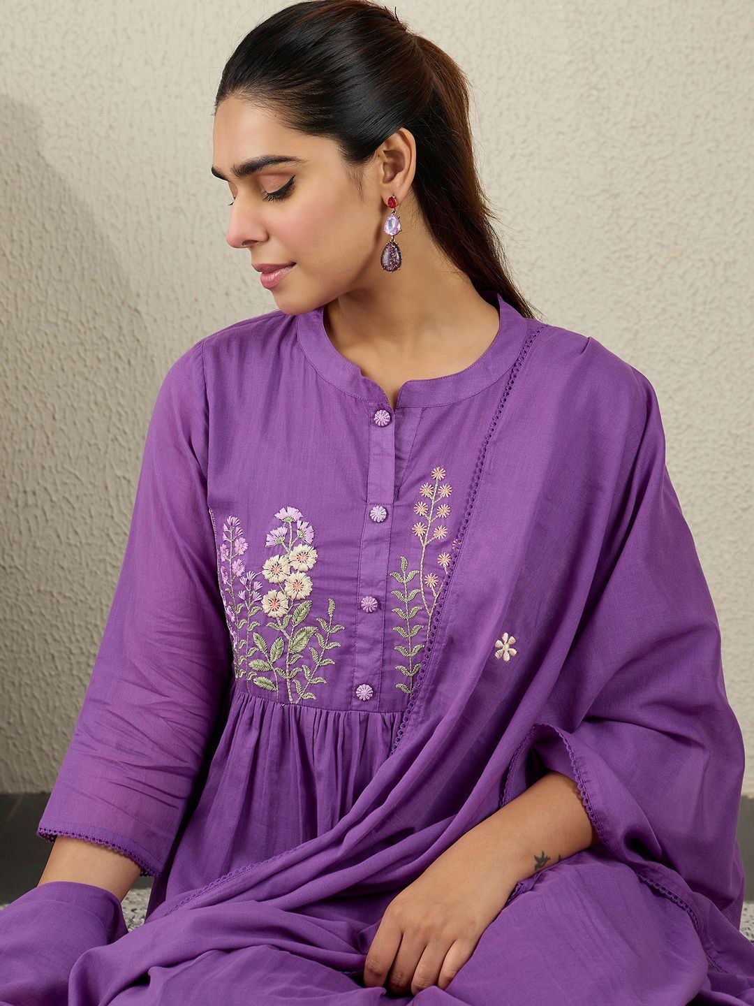 Floral Embroidered Empire Thread Work Pure Cotton Kurta With Trousers & Dupatta